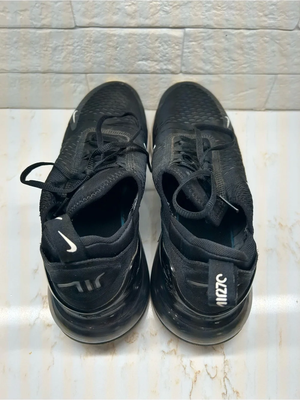 Nike Air Max 270 Mens Size 11.5 Black White Athletic Running Shoes Sneakers